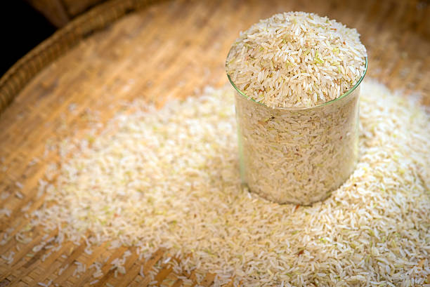 تصویر 3 از برنج کامفیروزی ممتاز با دانه کشیده