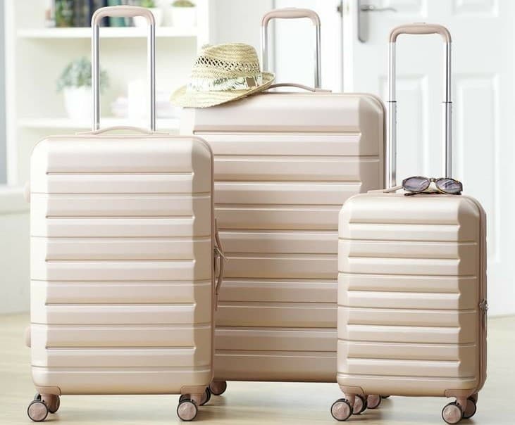 تصویر 2 از چمدان مسافرتی  پلاستیکی سایز بزرگ مناسب سفرهای خانوادگی