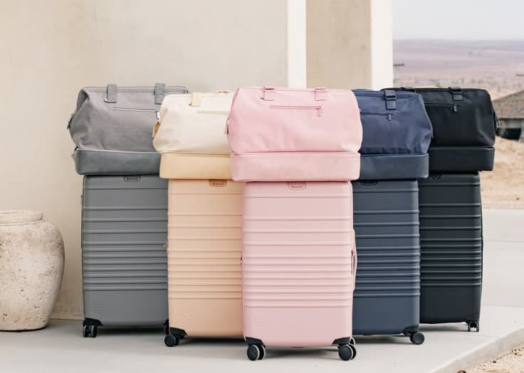 تصویر 3 از چمدان مسافرتی  پلاستیکی سایز بزرگ مناسب سفرهای خانوادگی