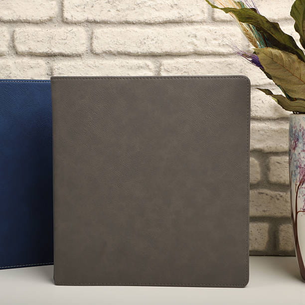 تصویر 2 از کلاسور چرم با طراحی خاص و جذاب