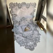 تصویر 2 از جانماز طوسی سبک و قابل‌ حمل طرح مدرن