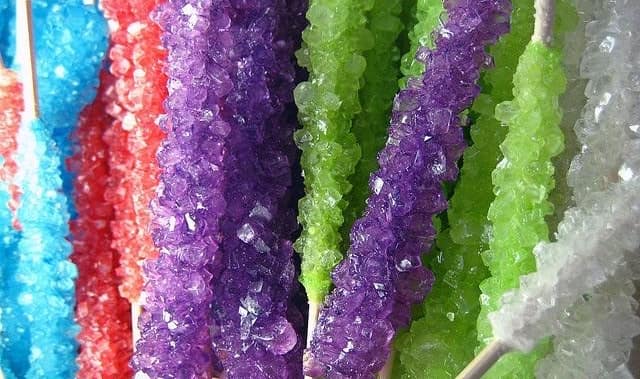 تصویر 3 از نبات چوبی رنگی با طعم‌های متنوع و جذاب