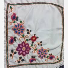 تصویر 2 از جانماز پته سفید بافت دست‌ ساز