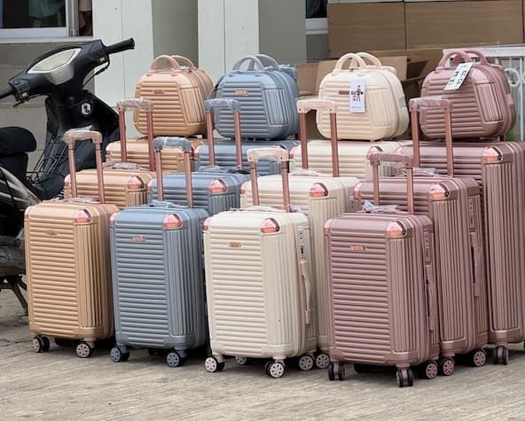 تصویر 1 از چمدان مسافرتی خلبانی سبک برای سفرهای شهری