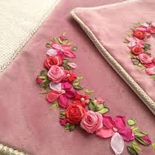 تصویر 1 از جانماز روبان دوزی شده مقاوم با طراحی مینیمال