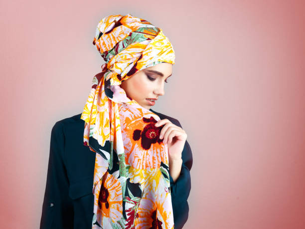 تصویر 2 از روسری مجلسی لوکس الهام گرفته طبیعت رنگارنگ