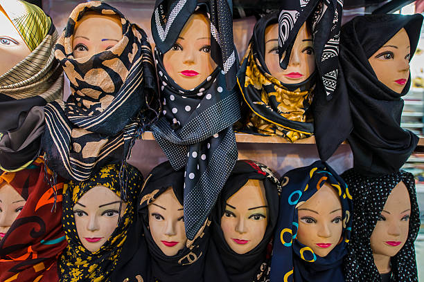 تصویر 2 از روسری کلاسیک ظریف مخصوص مراسم ویژه