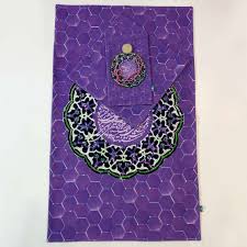 تصویر 1 از سجاده بنفش رنگ روشن با طراحی ویژه