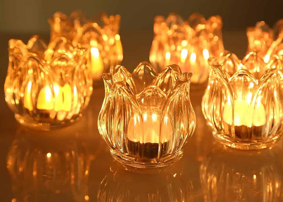 تصویر 2 از جا شمعی کریستالی رومیزی با طراحی شفاف و مدرن