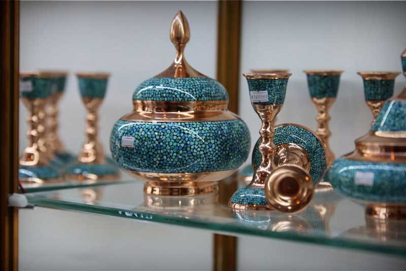 ظروف میناکاری رومیزی با طرح سنتی و رنگارنگ