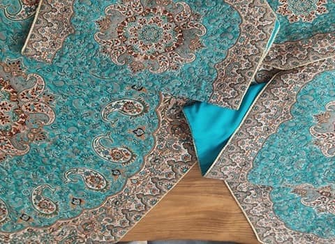 تصویر 3 از رومیزی ترمه دوخته‌ شده دستی ظریف و اصیل