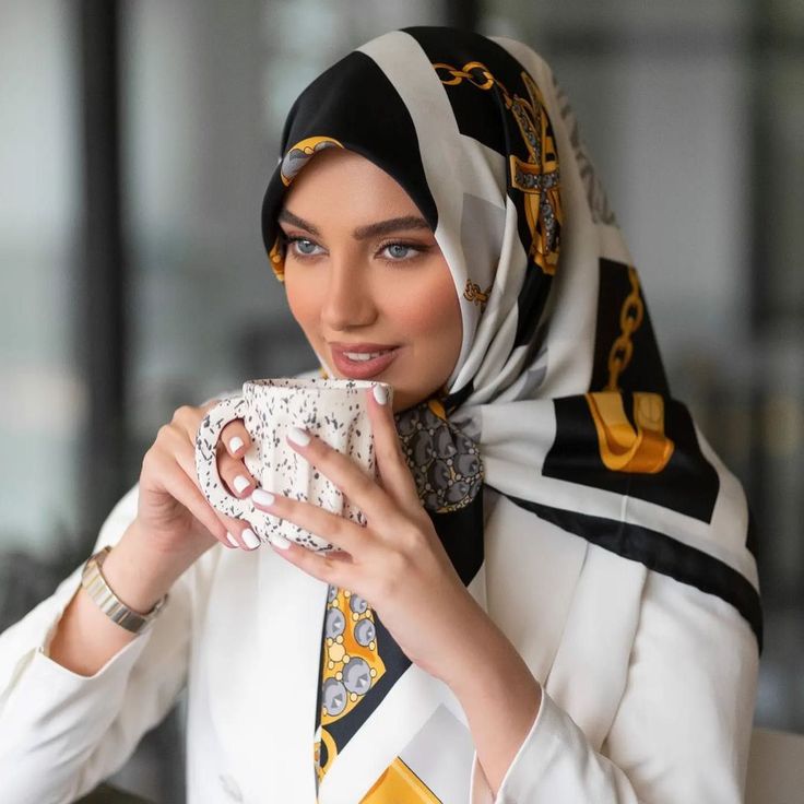 تصویر 3 از روسری نخی سبک و خنک مناسب فصل های گرم