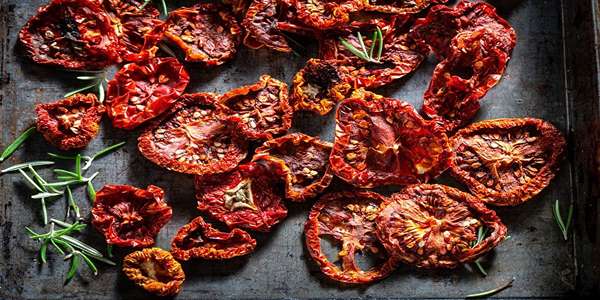 تصویر 1 از گوجه خشک طمع دار شده طبیعی تهیه شده از گوجه های تازه