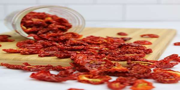 تصویر 2 از گوجه خشک طمع دار شده طبیعی تهیه شده از گوجه های تازه