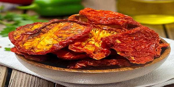 تصویر 1 از گوجه خشک کیلویی ورقه ای مناسب آشپزی و تزیین غذا