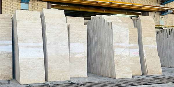 تصویر 1 از سنگ تراورتن حاجی آباد مقاوم برای نما