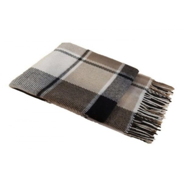 تصویر 3 از پتو چهارخونه سبک تابستانی با گردش هوای مناسب