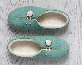 تصویر 1 از پاپوش نمدی در طرح های متنوع و دوخت محکم