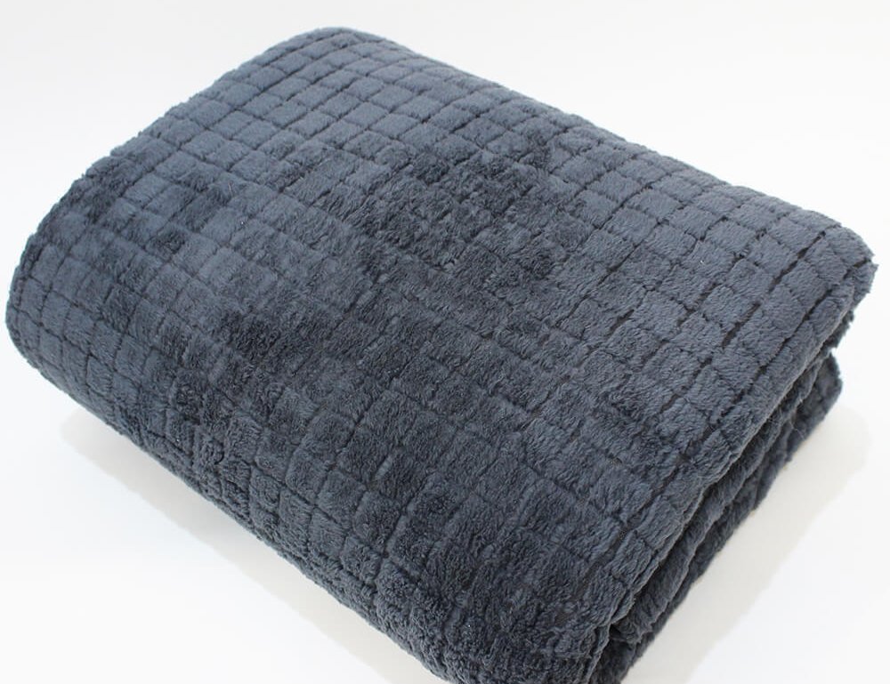 تصویر 1 از پتو خاکستری طرحدار مدرن مناسب دکور امروزی