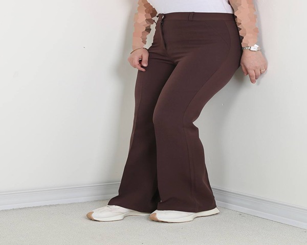 تصویر 2 از شلوار مازراتی زنانه بوت کات ظاهر متعادل شکیل