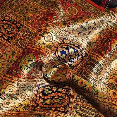 تصویر 1 از فرش ابریشم ایرانی اصیل جلوه ای بی همتا