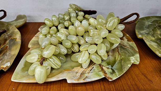 تصویر 2 از میوه خوری سنگ مصنوعی حجاری شده دستی نفیس