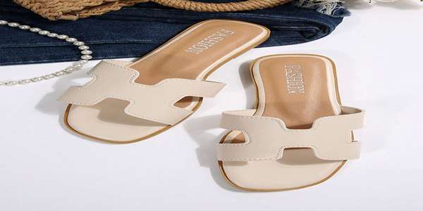 صندل چرم زنانه اصل مناسب استفاده روزمره