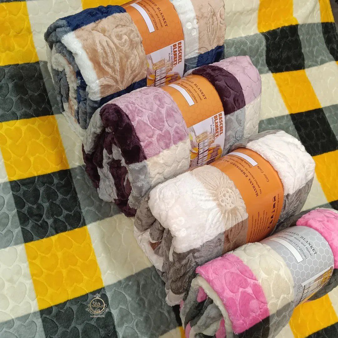 تامین مستقیم از کارخانه و‌پخش عمده پتو تک نفره مسافرتی ماندانا