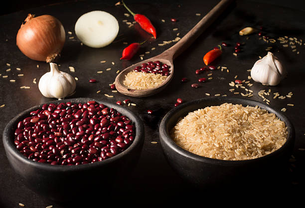 برنج عنبربو اصیل خوزستان مناسب سفره ایرانی