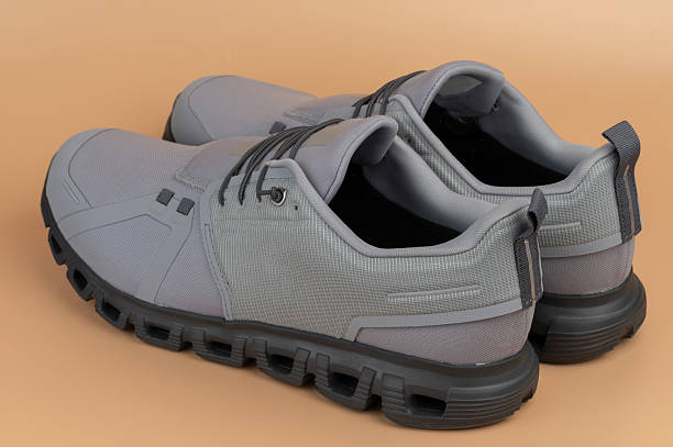 تصویر 1 از کفش ورزشی آندرارمور تنفس پذیر استفاده روزانه