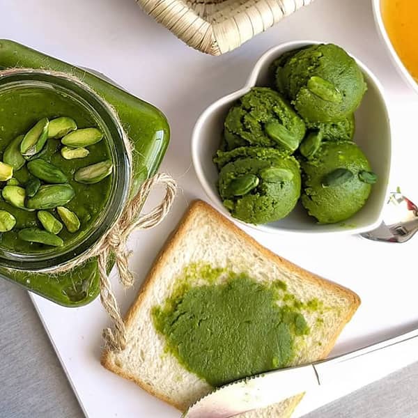 کره پسته فله قابل عرضه در وزن های دلخواه مشتری