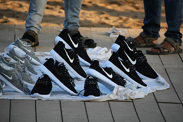 کفش ورزشی نایک بالشتک دار مسیر طولانی