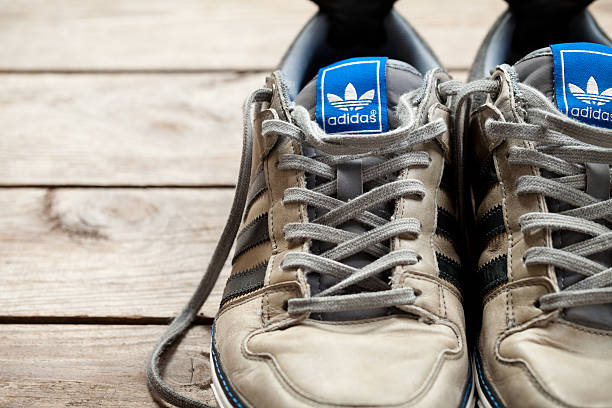 کفش ورزشی آدیداس پویا تمرین سرعت