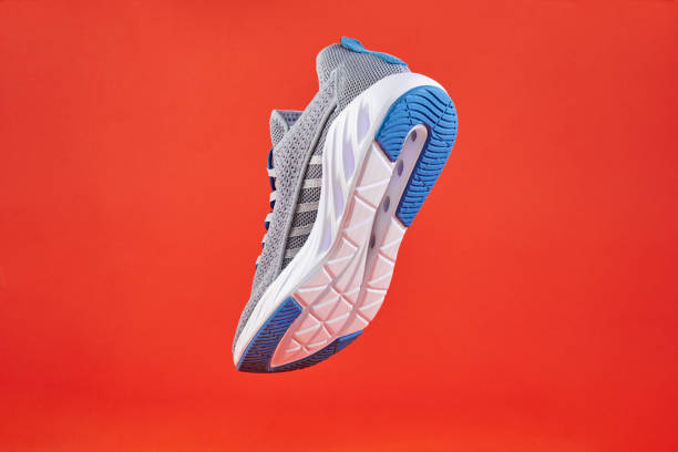 تصویر 3 از کفش ورزشی آدیداس پویا تمرین سرعت