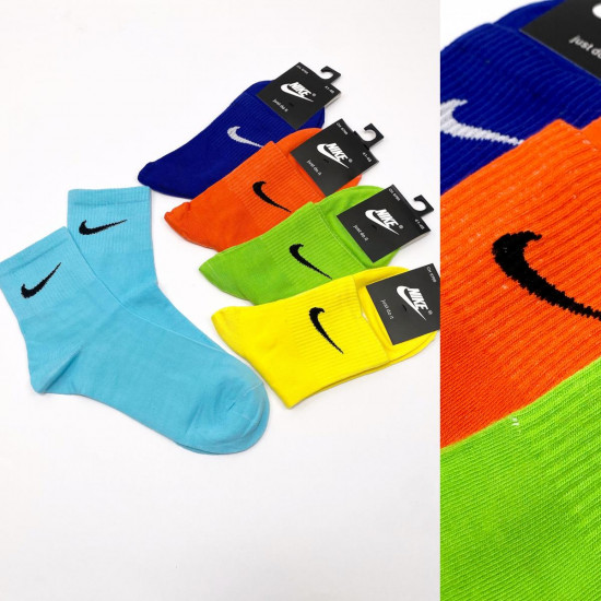 تصویر 3 از جوراب ساق بلند با بافت مقاوم