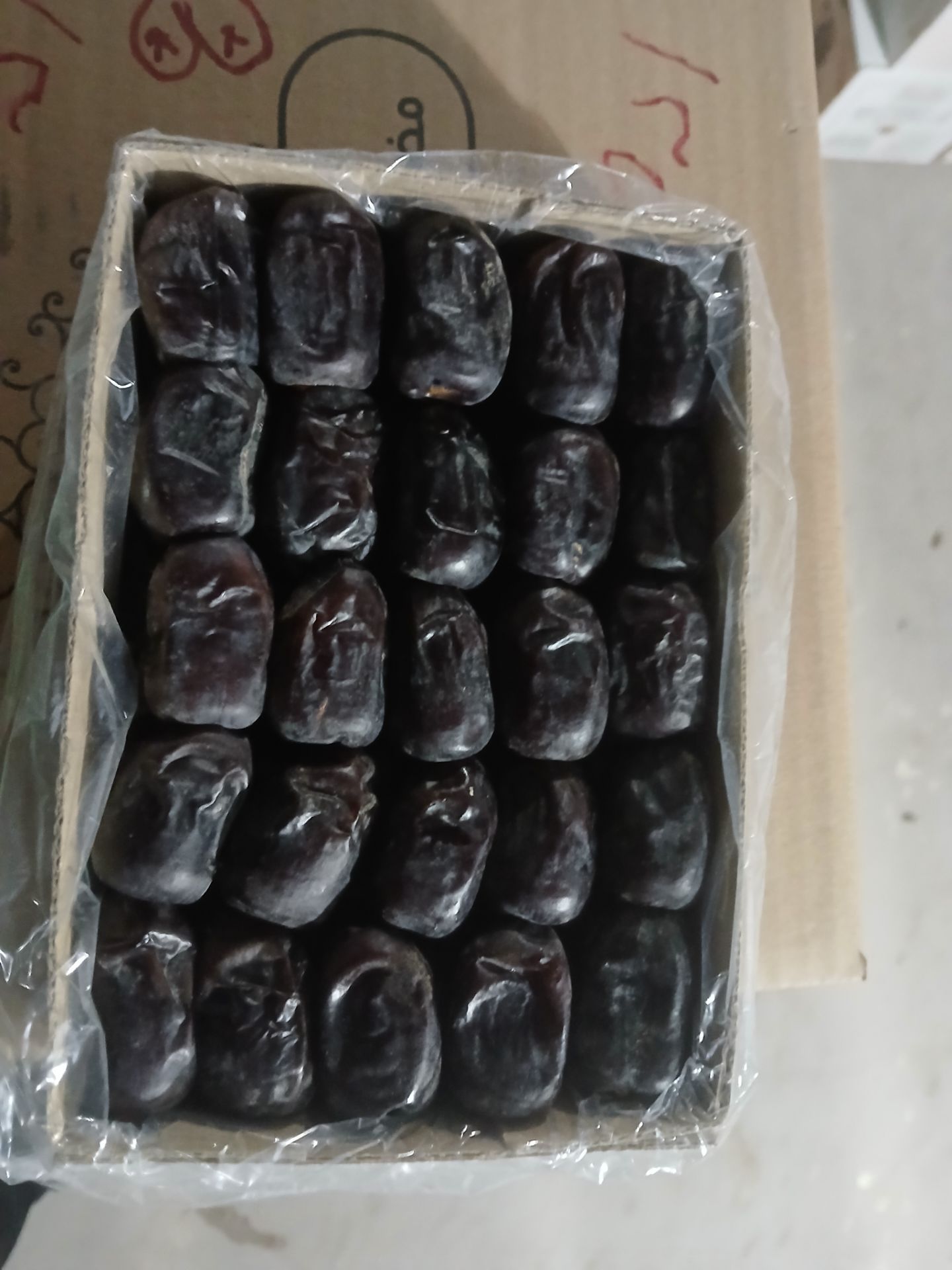 تصویر 1 از خرید انواع خرما مضافتی بم قیمت مناسب کیفیت عالی داخلی صادراتی