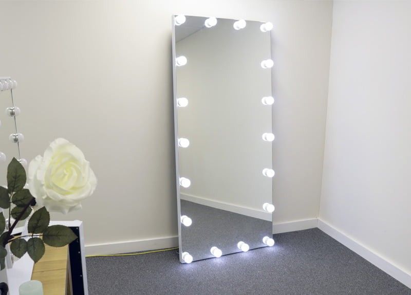 آینه دکوراتیو مدرن برای سالن آرایش و فضای تجاری و خانه