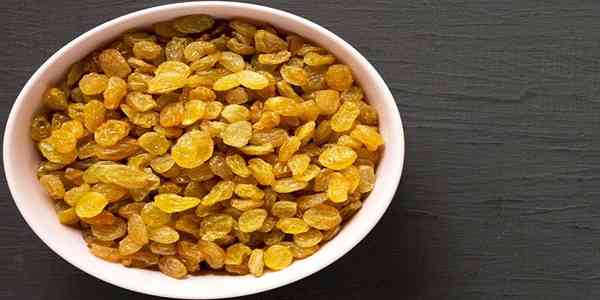 تصویر 4 از کشمش تیزابی با بافت منسجم دانه‌ ها