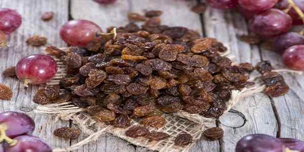 تصویر 1 از کشمش آفتابی با رنگ طبیعی تیره