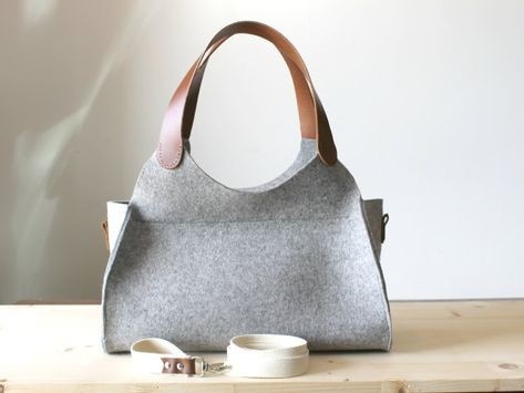 تصویر 1 از کیف نمدی با طراحی خلاقانه برای هدیه دادن و استفاده مداوم