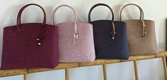 کیف نمدی با کاربرد ویژه برای نگهداری اسناد و مدارک مهم