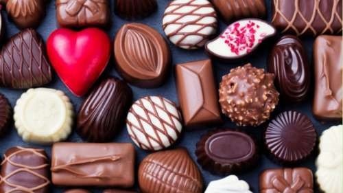 شکلات مخصوص هدیه با عطر و طعم بی نظیر محصولی خاص برای دوستان و خانواده