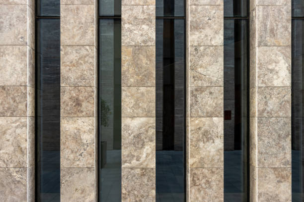 تصویر 3 از سنگ تراورتن رگه دار لوکس درجه یک ساختمانی