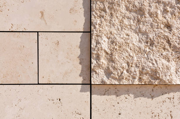 تصویر 2 از سنگ تراورتن متخلخل طبیعی هماهنگ اقلیم گرم