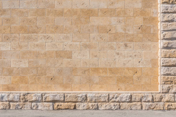 تصویر 4 از سنگ تراورتن کرم روشن ممتاز جلوه یکپارچه بنا