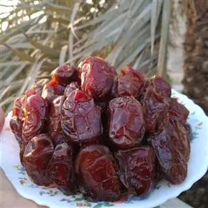 تصویر 4 از خرما کبکاب نیمه خشک با شیرینی طبیعی مناسب رژیم غذایی سالم