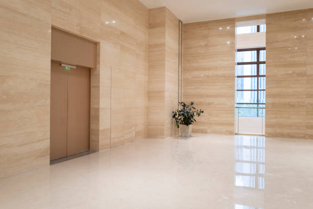 تصویر 2 از سنگ تراورتن سطح صاف کاربرد اداری رسمی