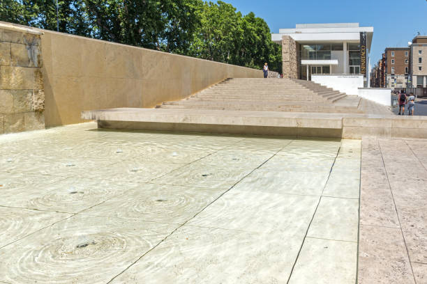 تصویر 4 از سنگ تراورتن سنگین مستحکم سازه های بزرگ