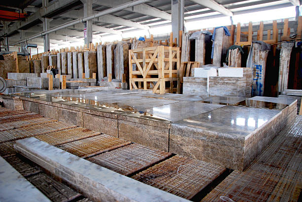 تصویر 1 از سنگ تراورتن سردسیری مقاوم تغییرات دمایی