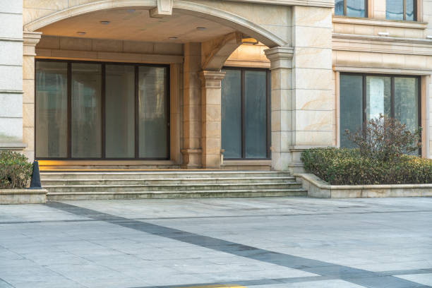 تصویر 3 از سنگ تراورتن جلوه دار مناسب ورودی ساختمان